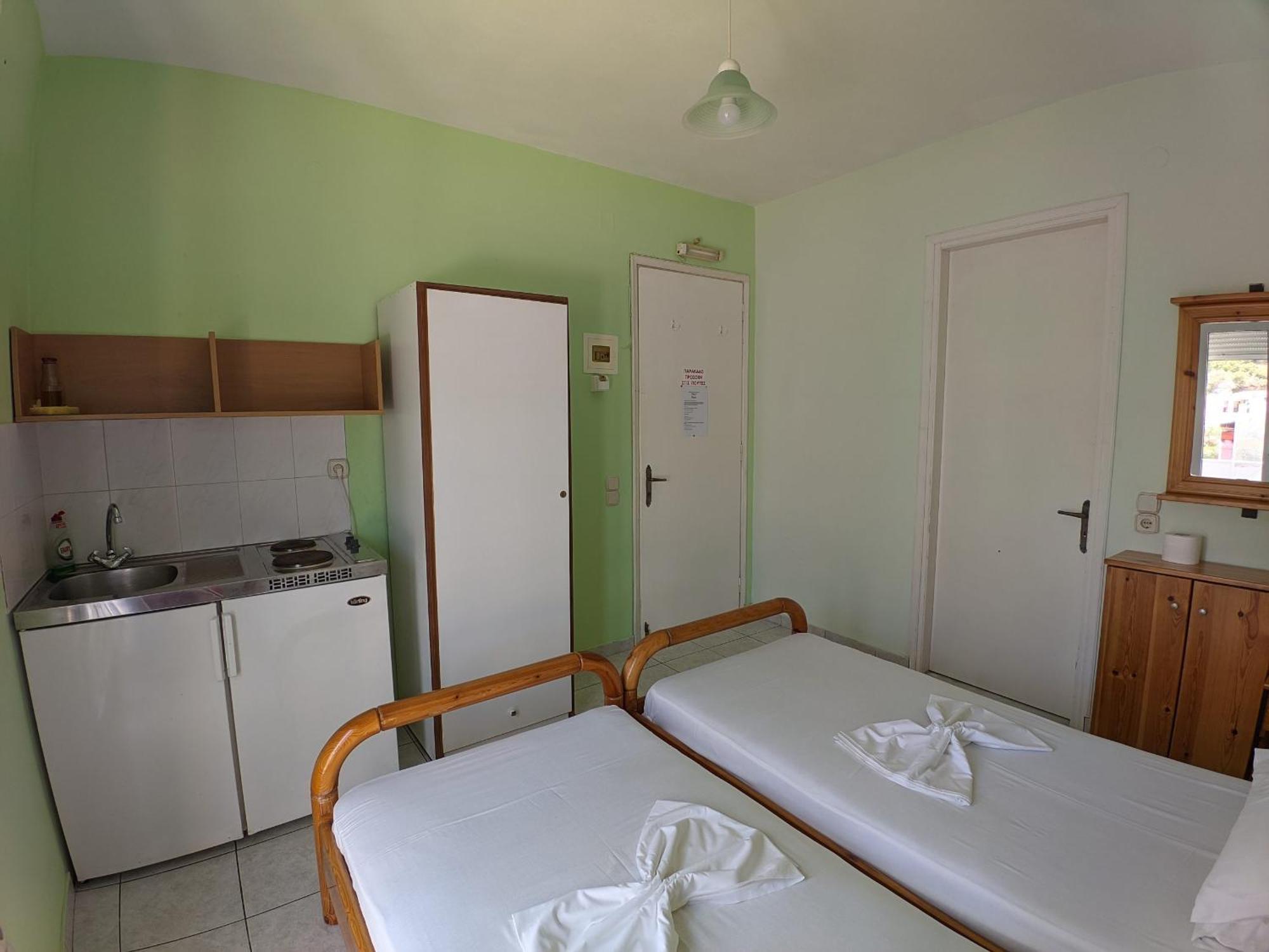 Elena Studios Tarti Exteriér fotografie