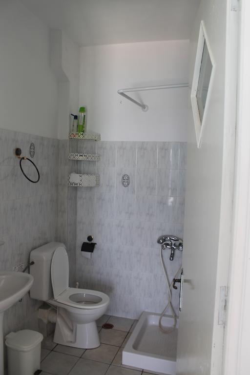 Elena Studios Tarti Pokoj fotografie